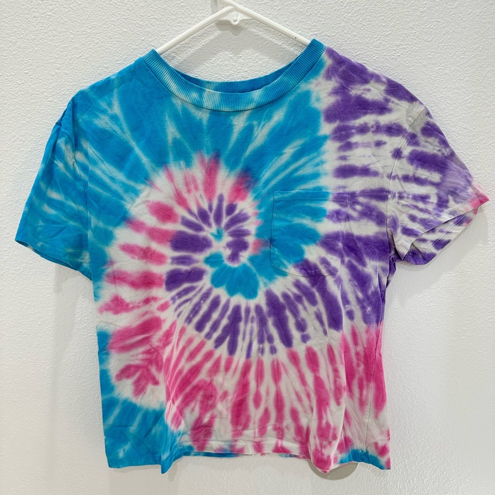 tie-dye girls t-shirt
